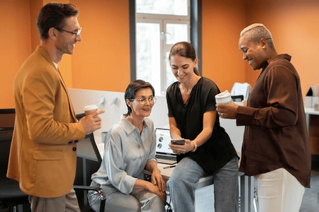  Healthcare staff in a meeting, discussing work strategy and coordination